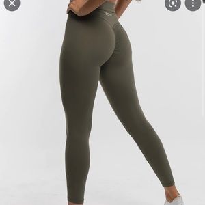 ECHT Scrunch Leggings